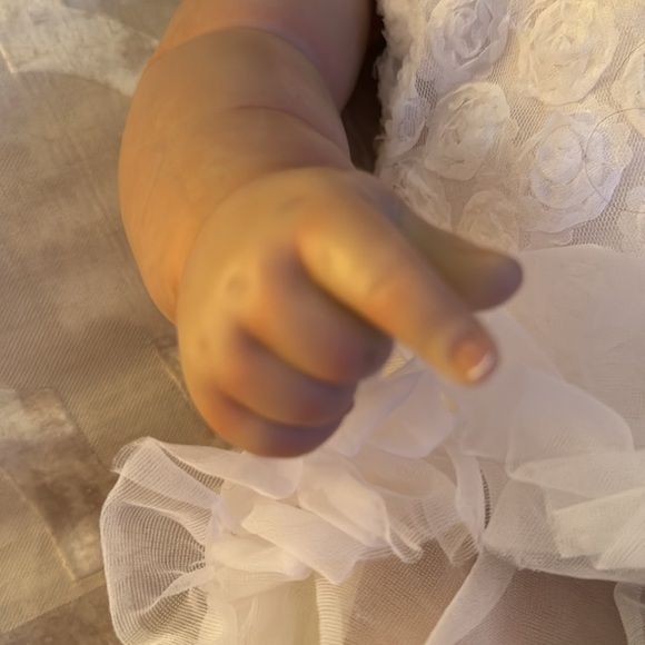 Realistic doll 22 inch - Picture 4 of 5